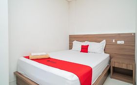 RedDoorz Plus @ Jalan Pemuda Timur Bojonegoro
